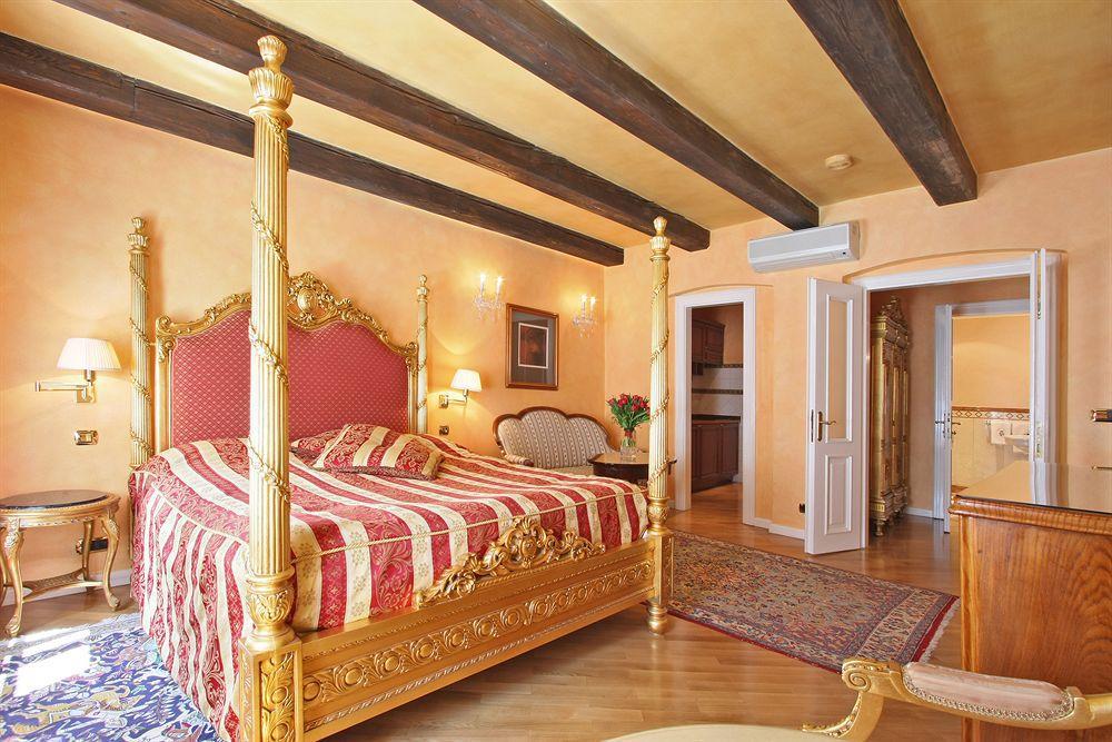 Alchymist Nosticova Palace 5* Prague